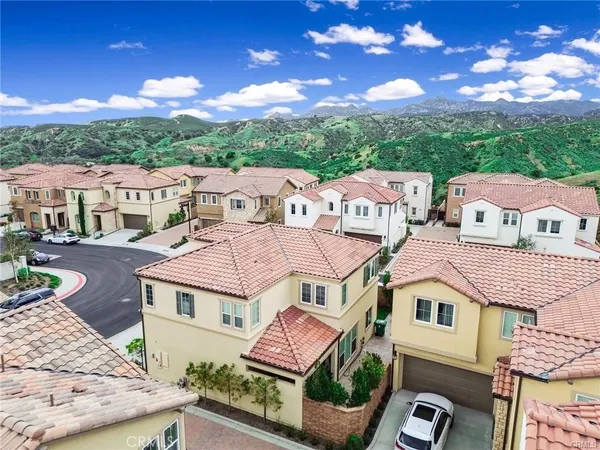 $1,425,000 | 20831 West Acorn, Porter Ranch, CA 91326