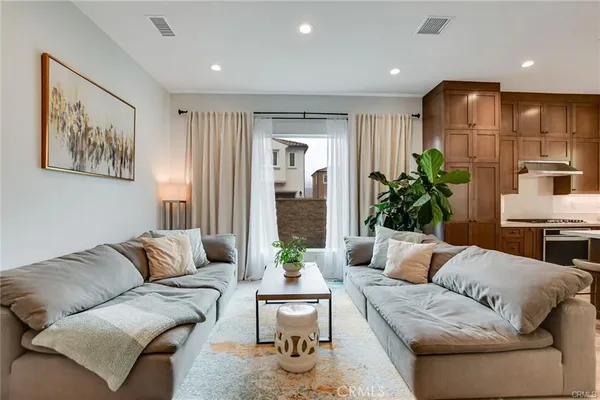 $1,425,000 | 20831 West Acorn, Porter Ranch, CA 91326