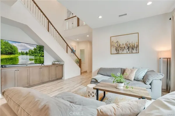 $1,425,000 | 20831 West Acorn, Porter Ranch, CA 91326