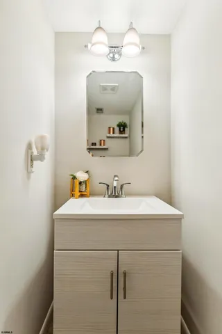 $330,000 | 44 Harborwood Drive, Hammonton, NJ 08037