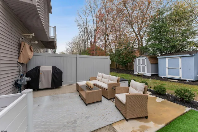 $330,000 | 44 Harborwood Drive, Hammonton, NJ 08037