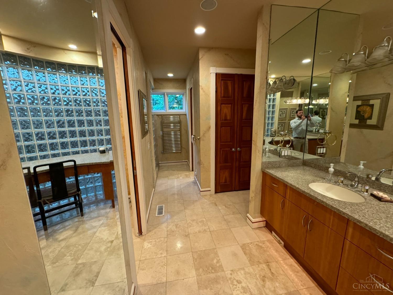 7601 Sheed Road Cincinnati, OH 45247 - Photo 49 of 67