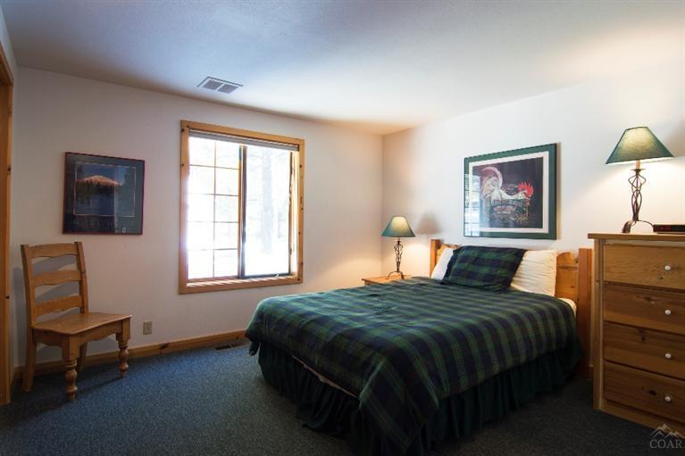2 Circle 4 Ranch Circle Sunriver, OR 97707 - Photo 10 of 23 Additional Photo