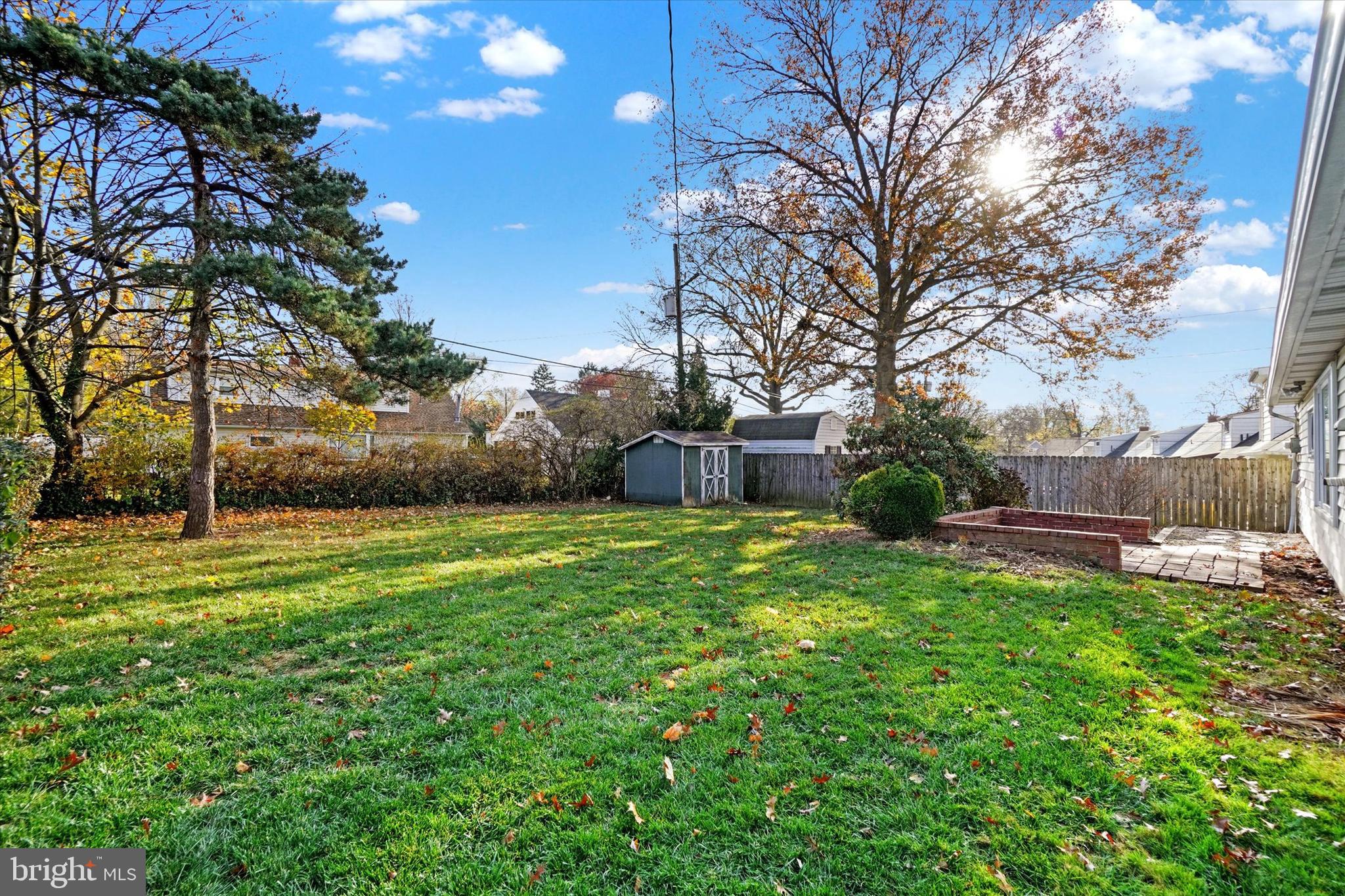 1529 Continental Road York, PA 17404 - Photo 20 of 20 a backyard of a house with table and chairs