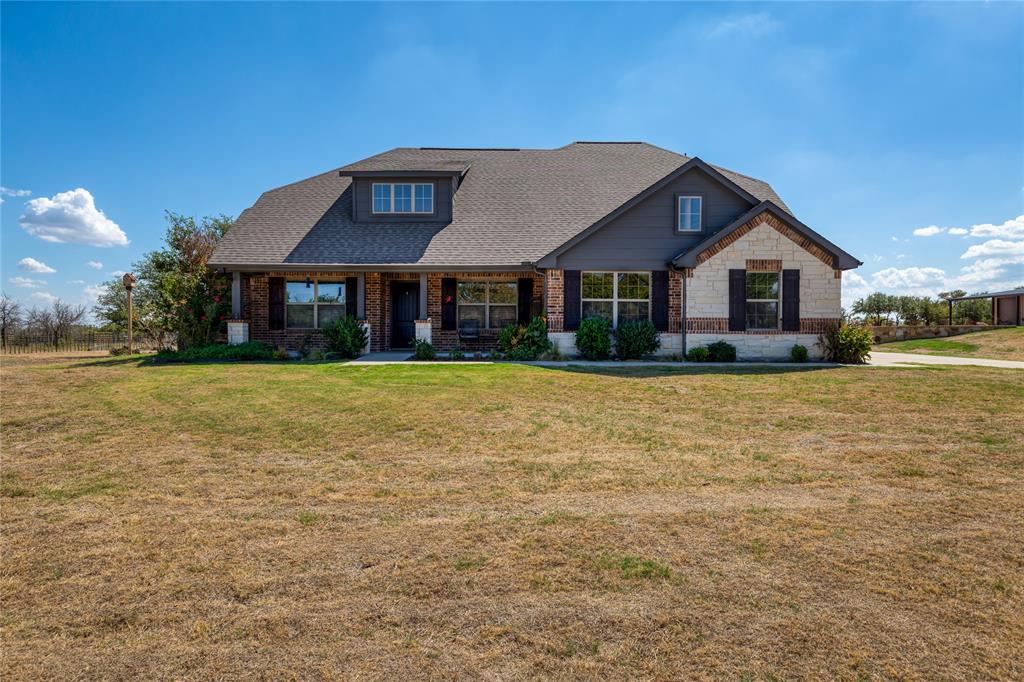3841 West J E Woody Road Springtown, TX 76082 - Photo 4 of 40 Gallery Image 4