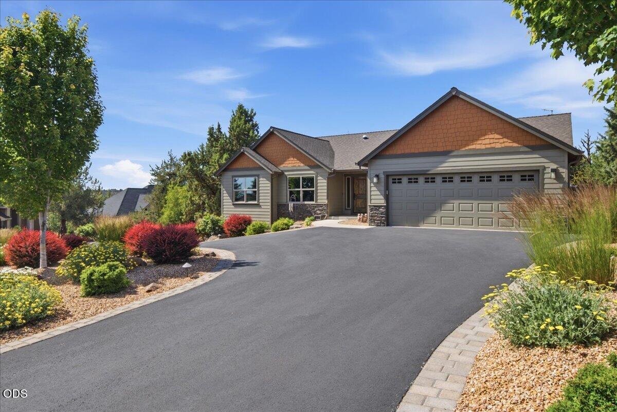 1726 Turnstone Road Redmond, OR 97756 - Photo 43 of 58