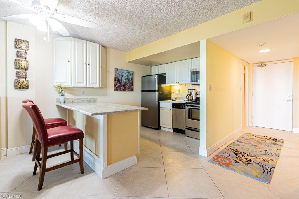 1 Bluebill Avenue, Unit 511 Naples, FL 34108 - Photo 5 of 34