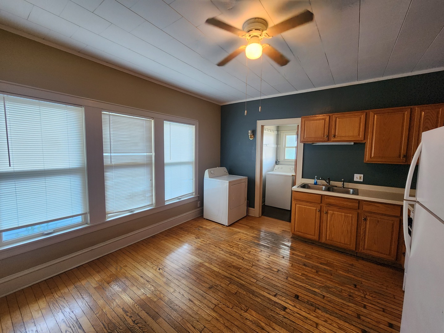 1125 Paul Street Ottawa, IL 61350 - Photo 16 of 29 a kitchen with stainless steel appliances granite countertop a stove a sink and a microwave