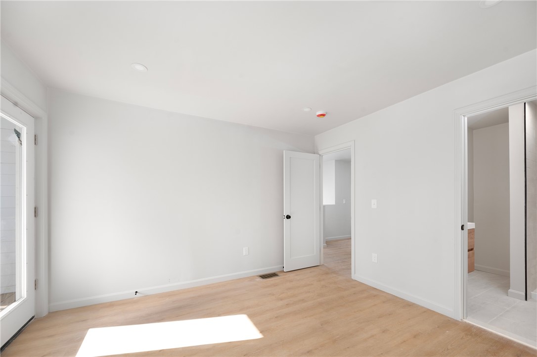 119 Farm Street Providence, RI 02908 - Photo 15 of 37