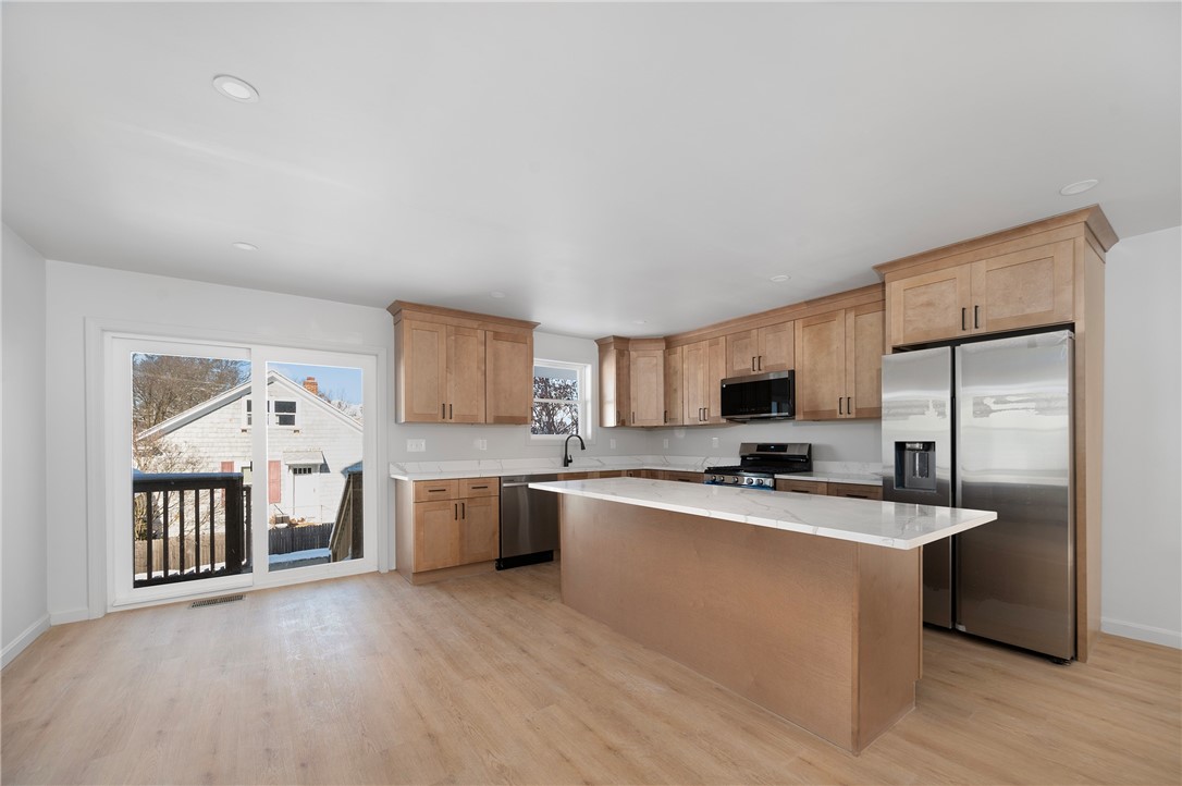 119 Farm Street Providence, RI 02908 - Photo 23 of 37