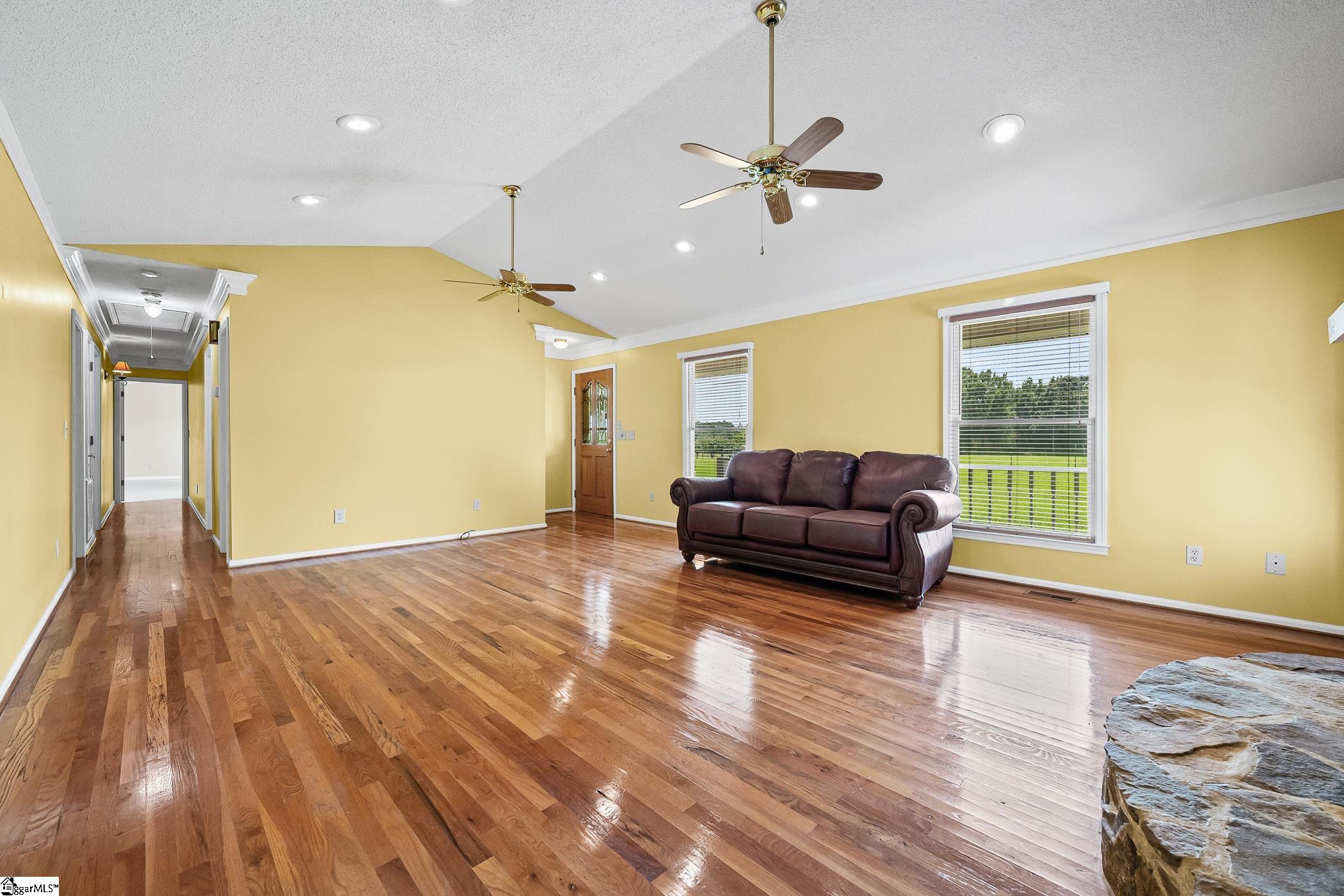 225 Mill Creek Road Westminster, SC 29693 - Photo 9 of 50