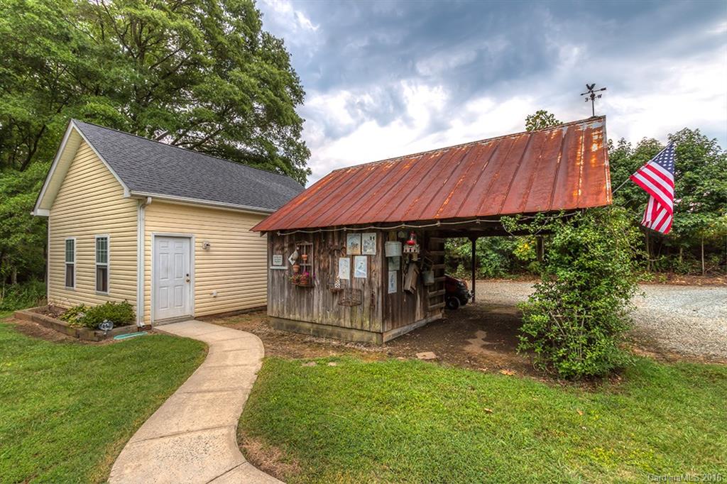 7912 Beatties Ford Road Charlotte, NC 28216 - Photo 19 of 23