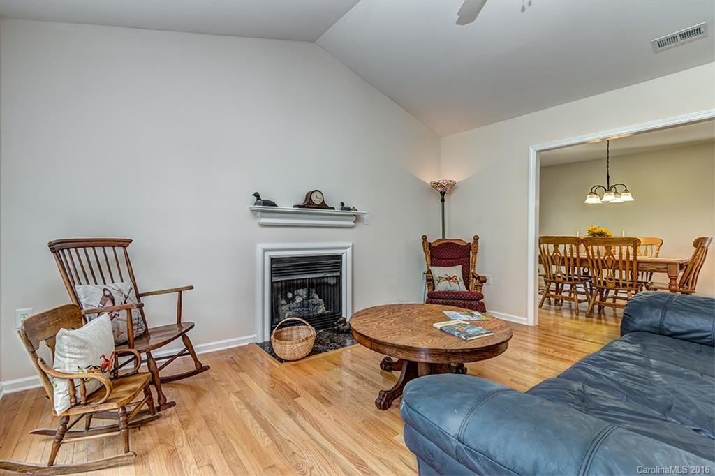 7912 Beatties Ford Road Charlotte, NC 28216 - Photo 5 of 23