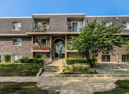 $1,700 | 973 Crimson Court, Unit 304, Prospect Heights, IL 60070