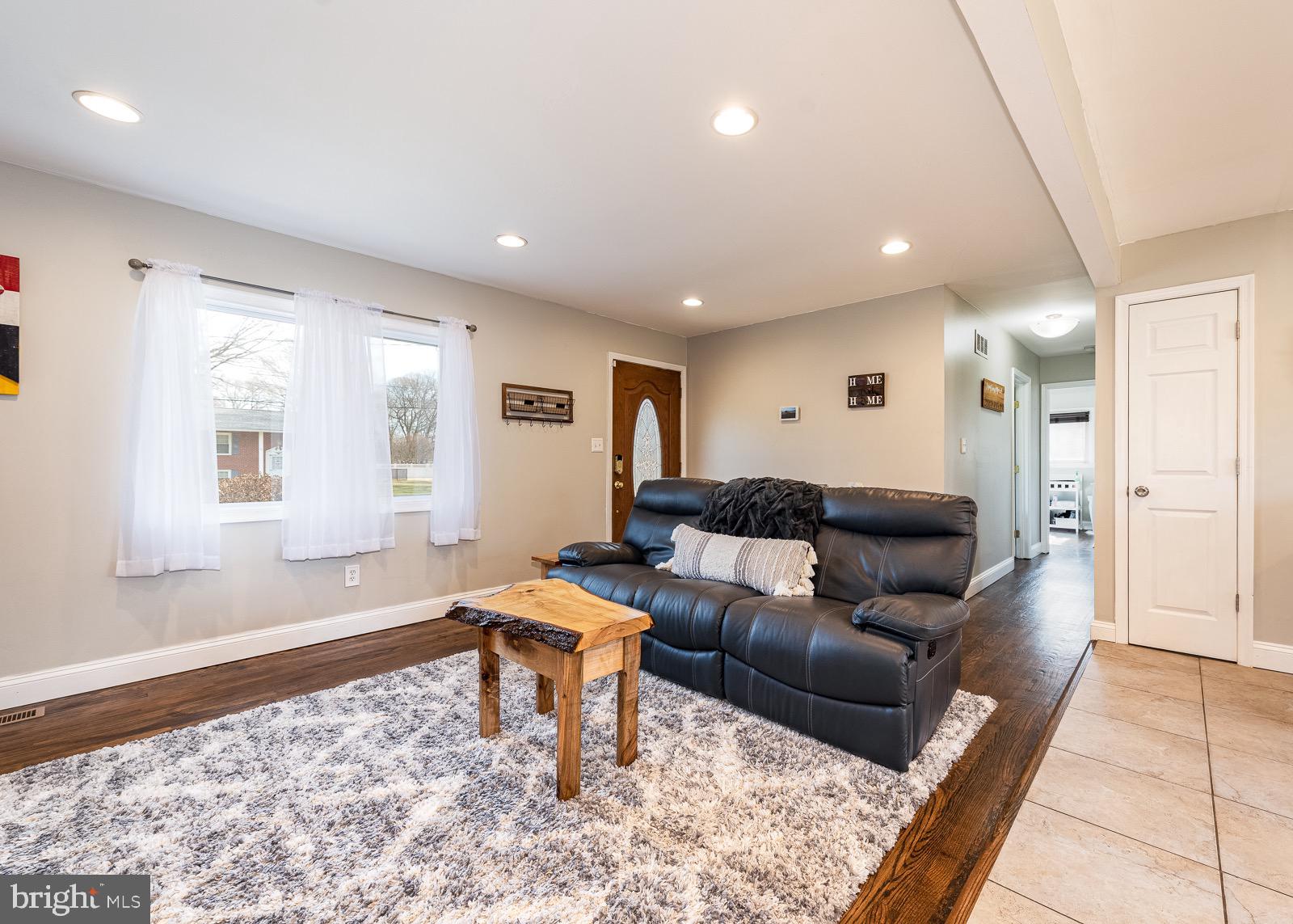 162 Dundee Road Severna Park, MD 21146 - Photo 5 of 26 Gallery Image 5