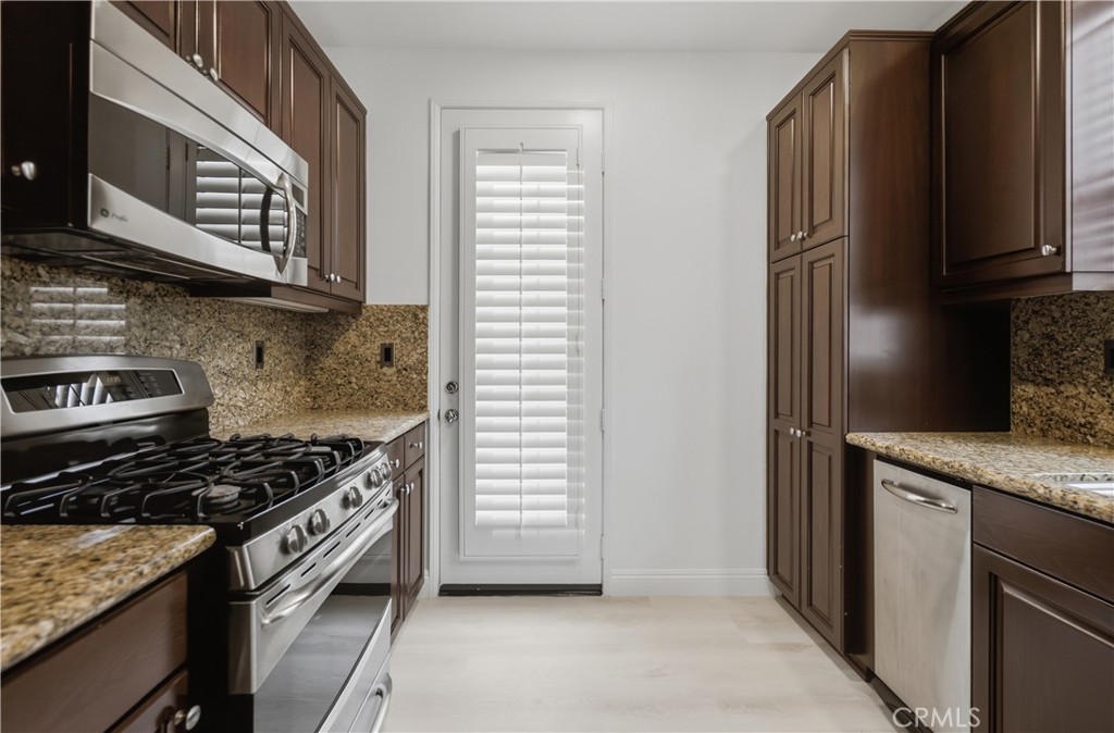 11501 Cararra Lane Porter Ranch, CA 91326 - Photo 10 of 37