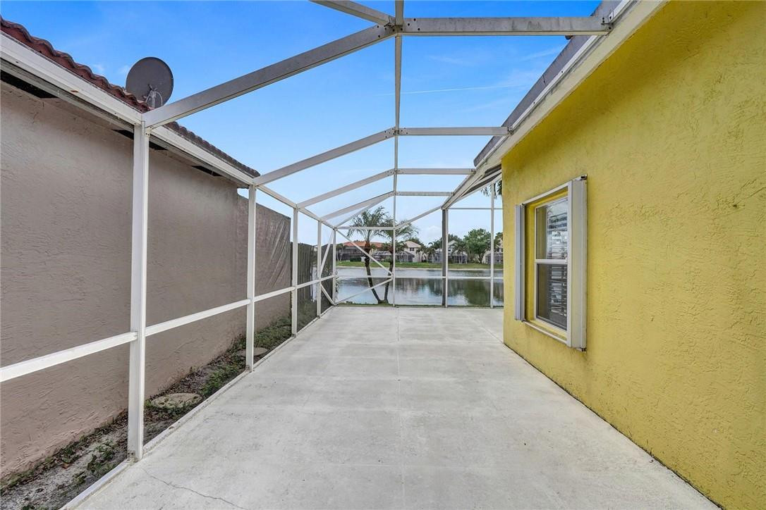 10704 Plainview Circle Boca Raton, FL 33498 - Photo 31 of 42 Photo 31