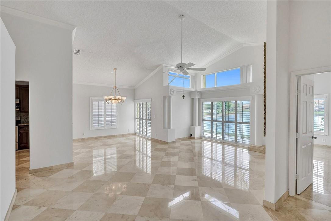 10704 Plainview Circle Boca Raton, FL 33498 - Photo 7 of 42 Photo 7