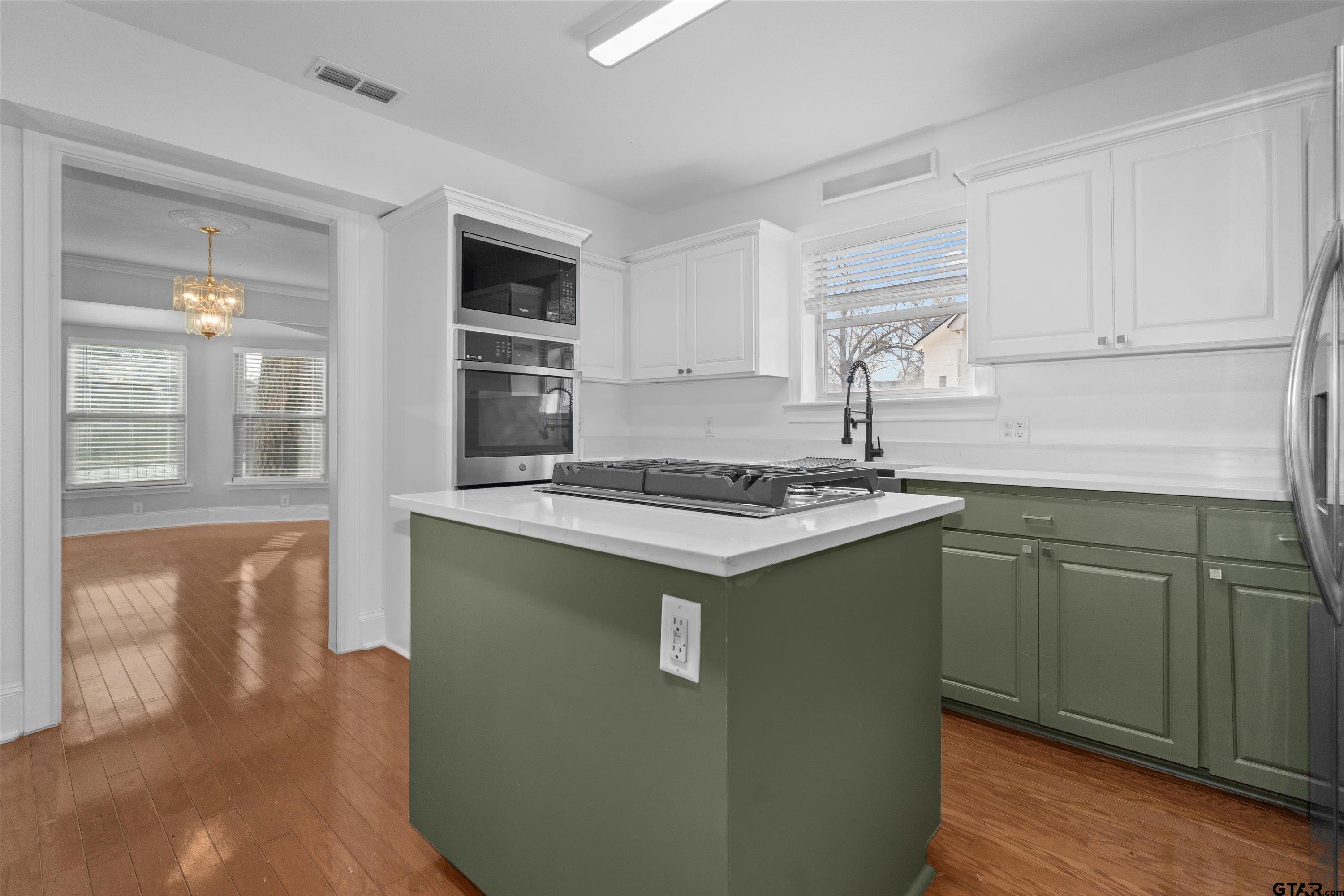 627 West 2nd Street Tyler, TX 75701 - Photo 10 of 24