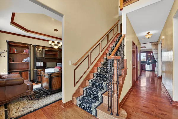 $875,000 | 5180 Shotkoski Drive, Hoffman Estates, IL 60192