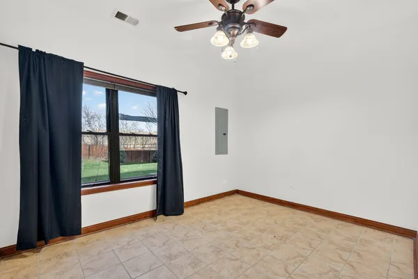 $875,000 | 5180 Shotkoski Drive, Hoffman Estates, IL 60192
