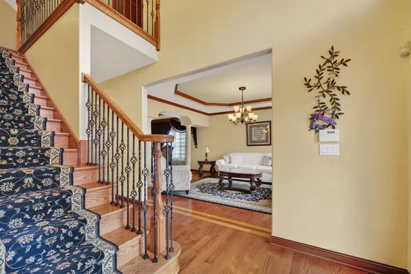 $875,000 | 5180 Shotkoski Drive, Hoffman Estates, IL 60192