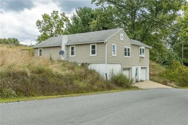$89,000 | 421 Red Mill Road, Kittanning, PA 16201