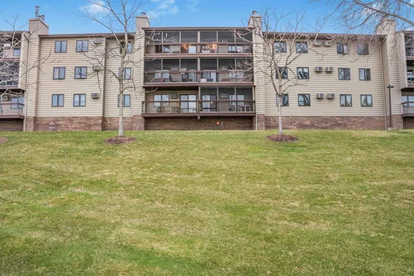 $180,000 | 4350 Trenton Lane North, Unit 308, Plymouth, MN 55442