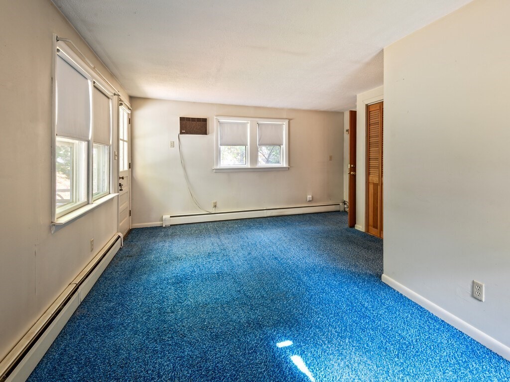 83 Commodore Road Worcester, MA 01602 - Photo 21 of 42 Gallery Image 21
