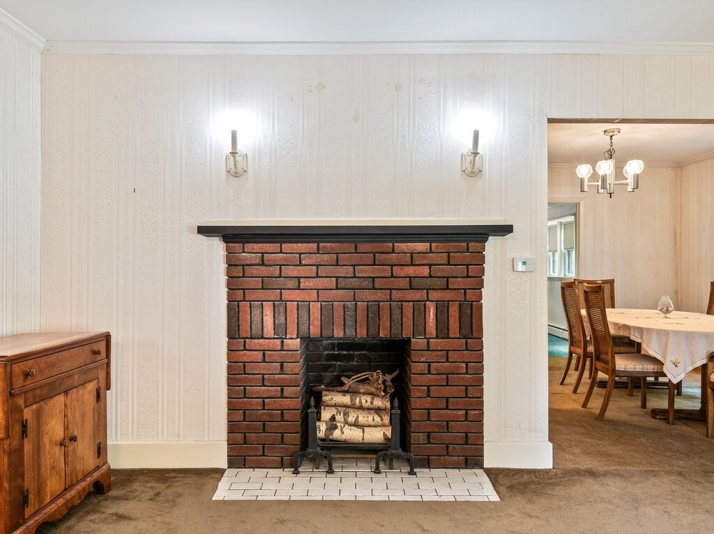 83 Commodore Road Worcester, MA 01602 - Photo 8 of 42 Gallery Image 8