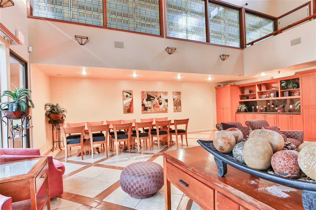 6046 Rancho Mission Road, Unit 376 San Diego, CA 92108 - Photo 11 of 12 Gallery Image 11