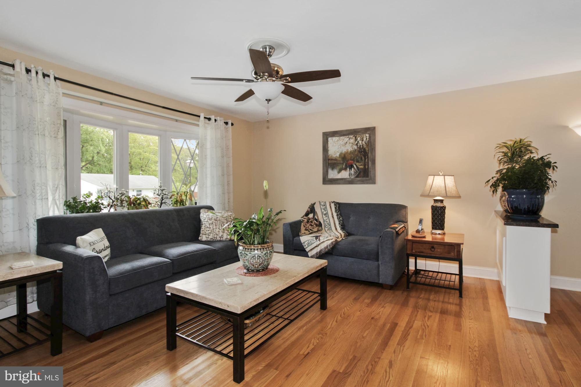 Living Room | Hardwood Floors | Bay Window
