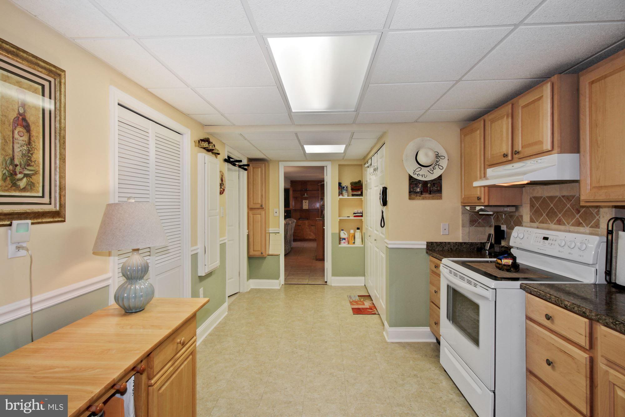 8420 Rocky Mt Road Baltimore, MD 21237 - Photo 25 of 34 Kitchen