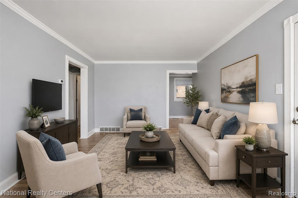 4030 West 13 Mile Road, Unit J2 Royal Oak, MI 48073 - Photo 4 of 11