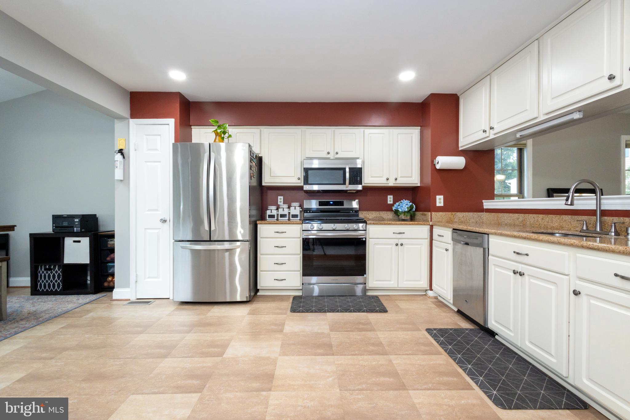6417 English Ivy Way Springfield, VA 22152 - Photo 15 of 46