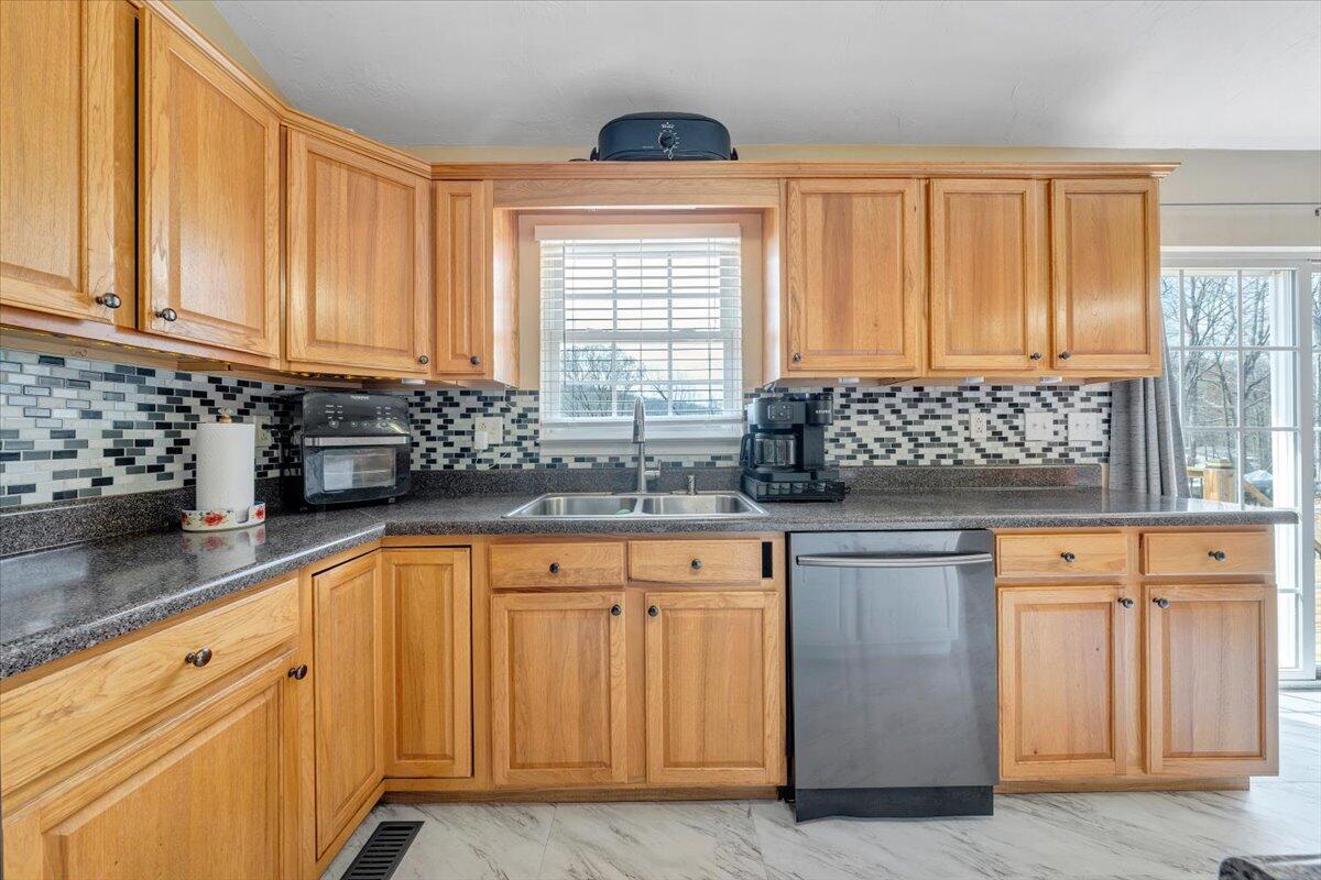 1012 Miller Hollow Road Goodview, VA 24095 - Photo 13 of 64 13-MIB00194