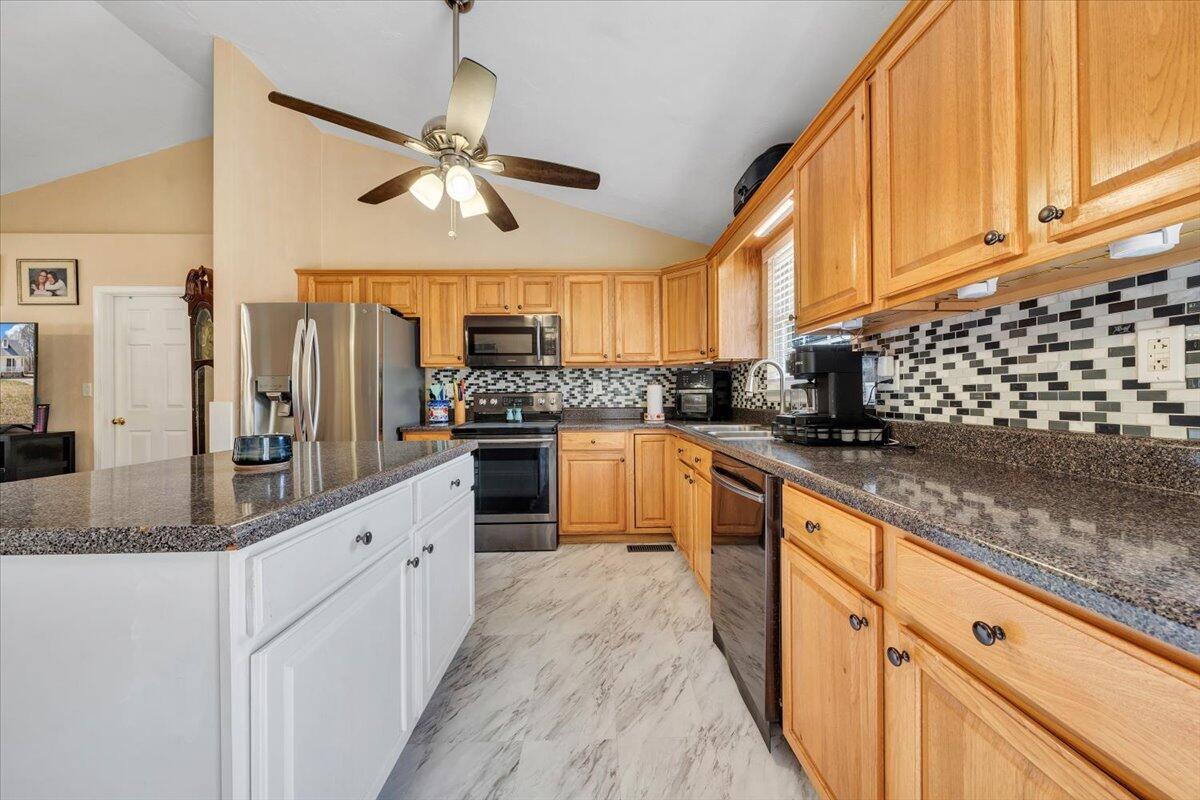 1012 Miller Hollow Road Goodview, VA 24095 - Photo 14 of 64 14-MIB00188