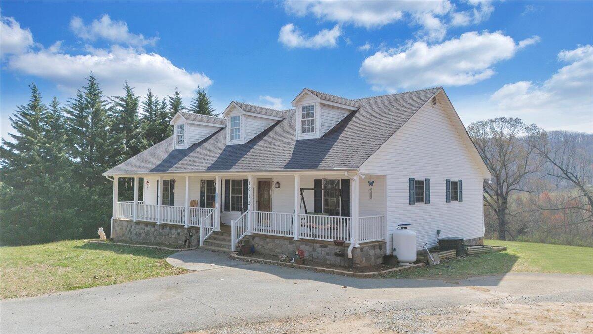 1012 Miller Hollow Road Goodview, VA 24095 - Photo 63 of 64 64-DJI_20250328151736_0014_D