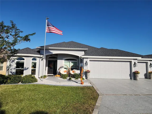 $715,000 | 5835 Tupper Court, The Villages, FL 32163