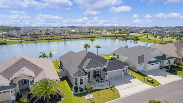 $715,000 | 5835 Tupper Court, The Villages, FL 32163