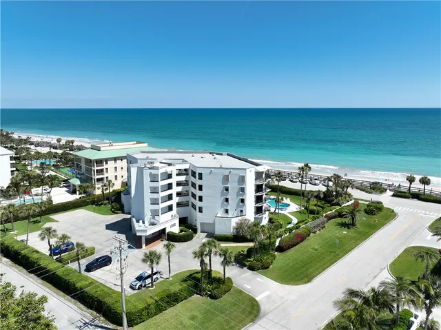 $2,900 | 4101 Ocean Drive, Unit 2B, Vero Beach, FL 32963