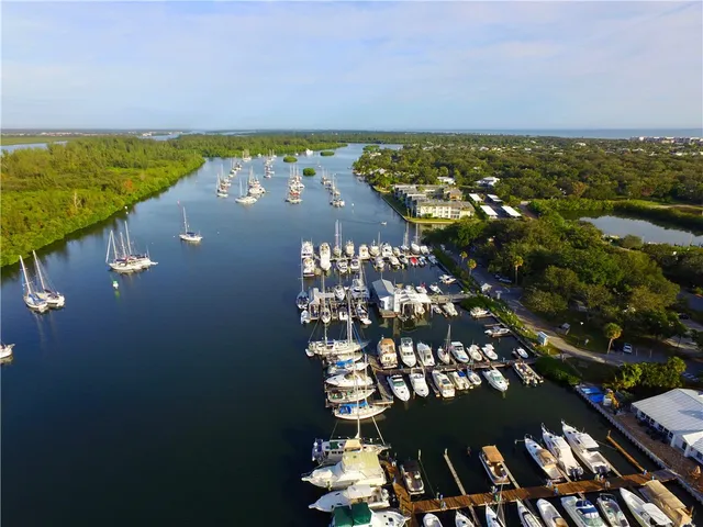 $2,900 | 4101 Ocean Drive, Unit 2B, Vero Beach, FL 32963