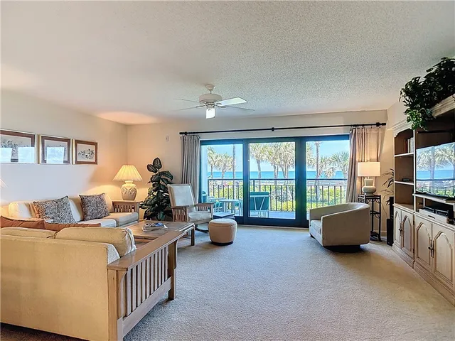 $2,900 | 4101 Ocean Drive, Unit 2B, Vero Beach, FL 32963
