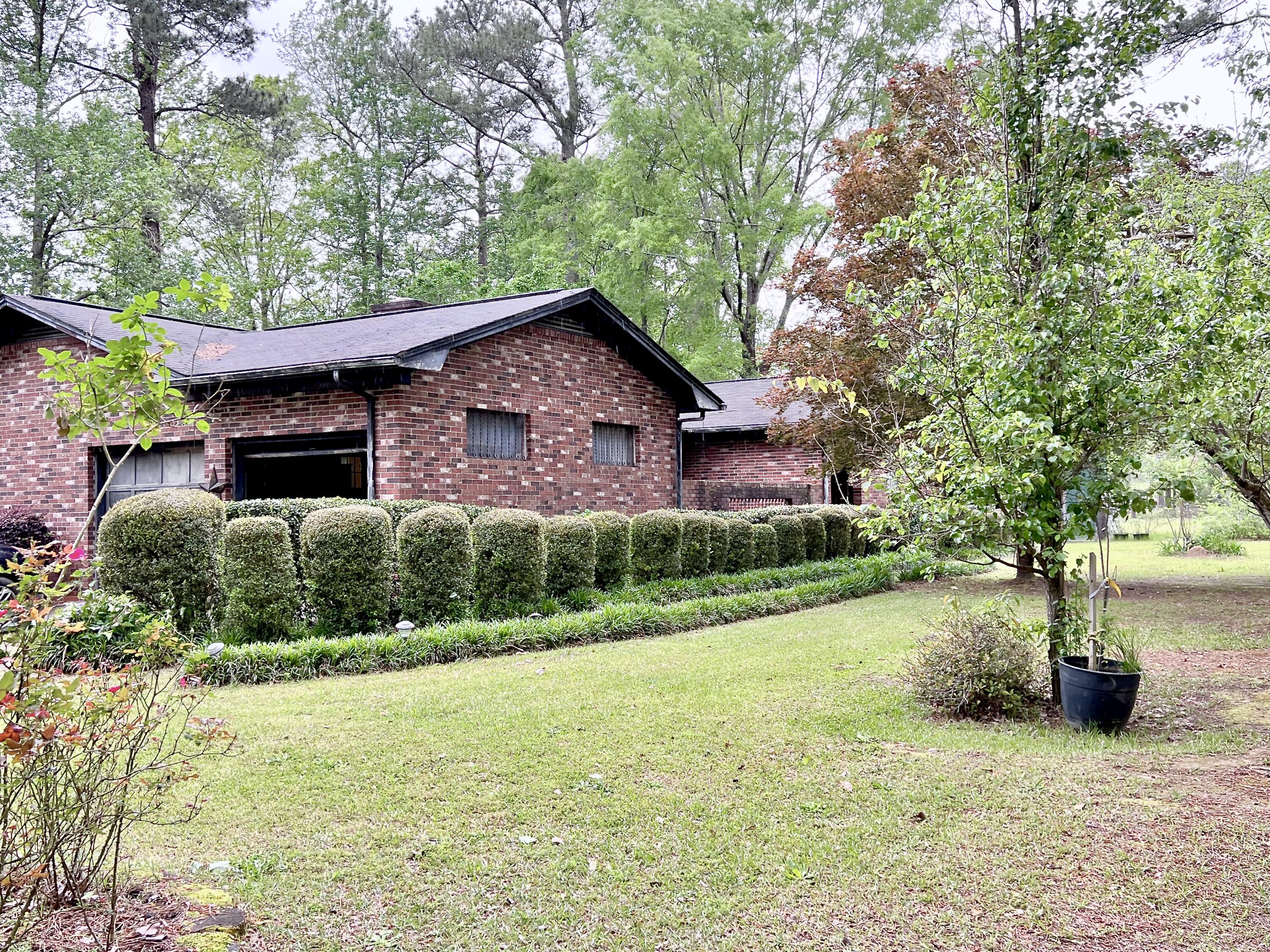 1366 Intermediate Road Harlem, GA 30814 - Photo 2 of 47 IMG_5835