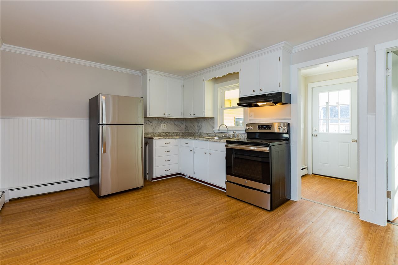 74 Maple Street Rochester, NH 03867 - Photo 8 of 37