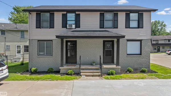 $2,500,000 | 1600 Holland Avenue, Port Huron, MI 48060
