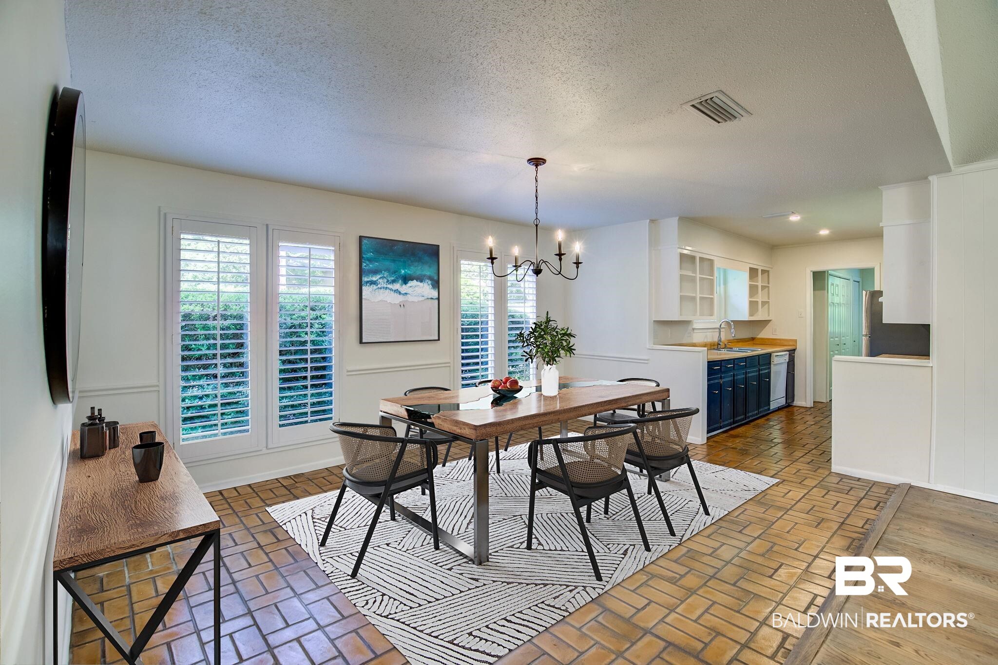 115 Ronforth Street Fairhope, AL 36532 - Photo 7 of 29 Virtually staged dining
