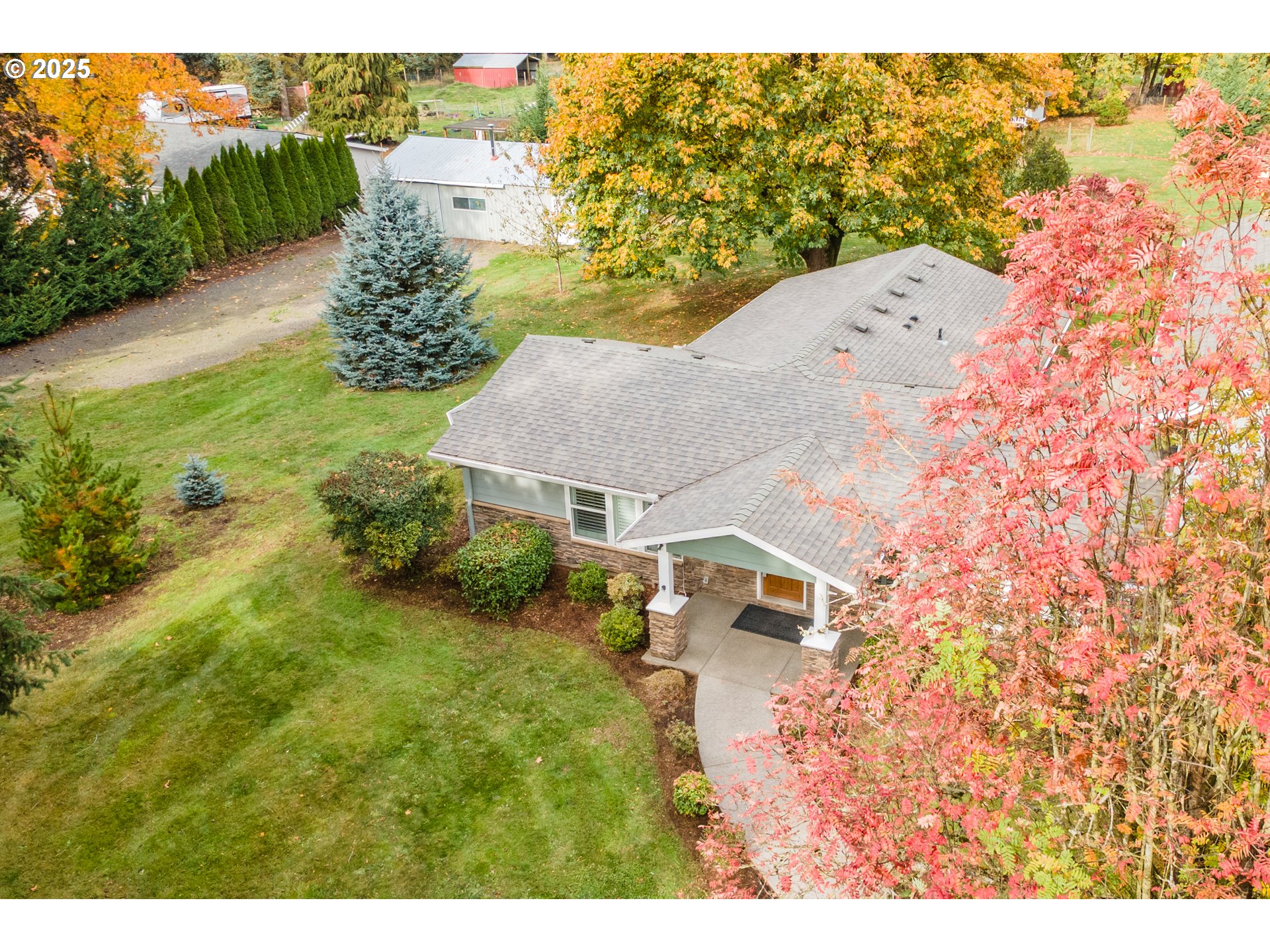 6939 South Zimmerman Road Aurora, OR 97002 - Photo 37 of 45 Shop