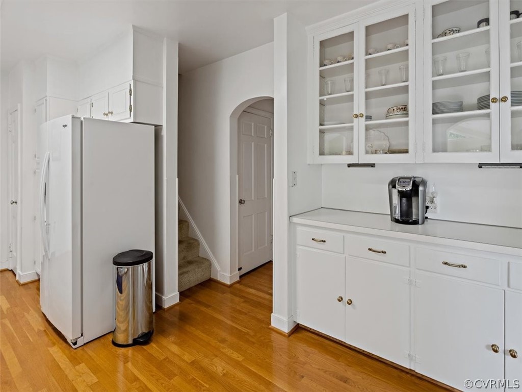 7100 River Road Henrico, VA 23229 - Photo 15 of 32 a view of a kitchen with closet and window