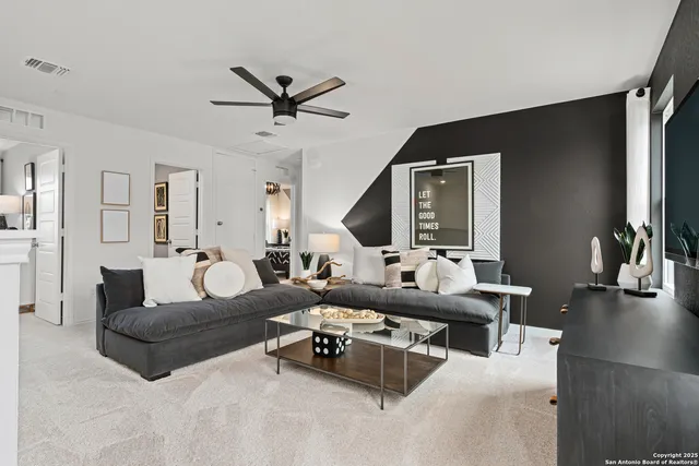 $315,690 | 1303 Birdsong Avenue, Marion, TX 78124